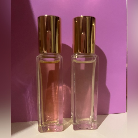 Elizabeth and James Nirvana Perfume Set - discontinued fragrances - Picture 4 of 5